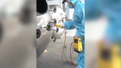 Kiểm tra lớp phủ cho bồn inox