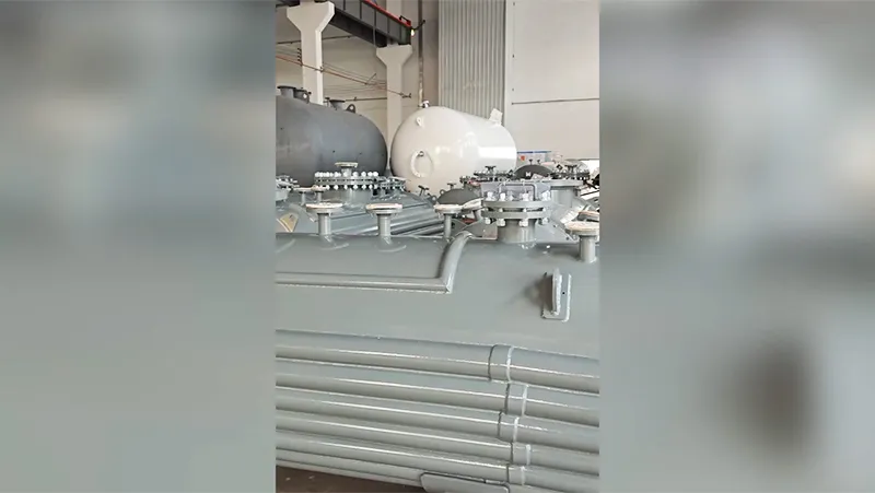 Sơn lót fluoropolymer cho lò phản ứng khí có chứa flo