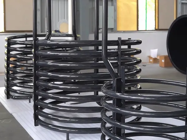 Cuộn trao đổi nhiệt bên trong lò phản ứng